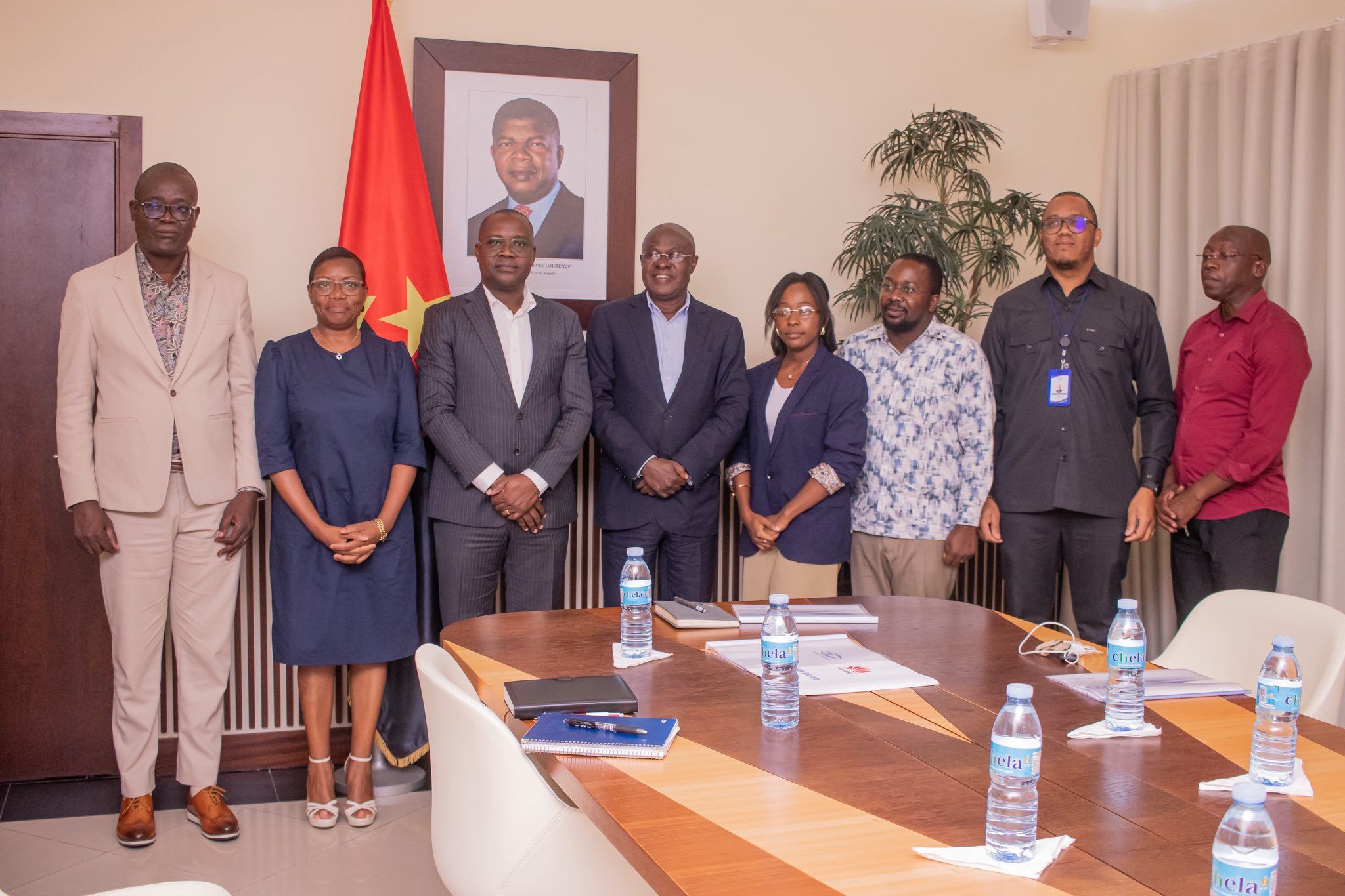 BAÍA FARTA RECEBERÁ PRIMEIRO SERVIÇO DE INTERNET POR FIBRA ÓPTICA ATÉ À CASA DO CLIENTE