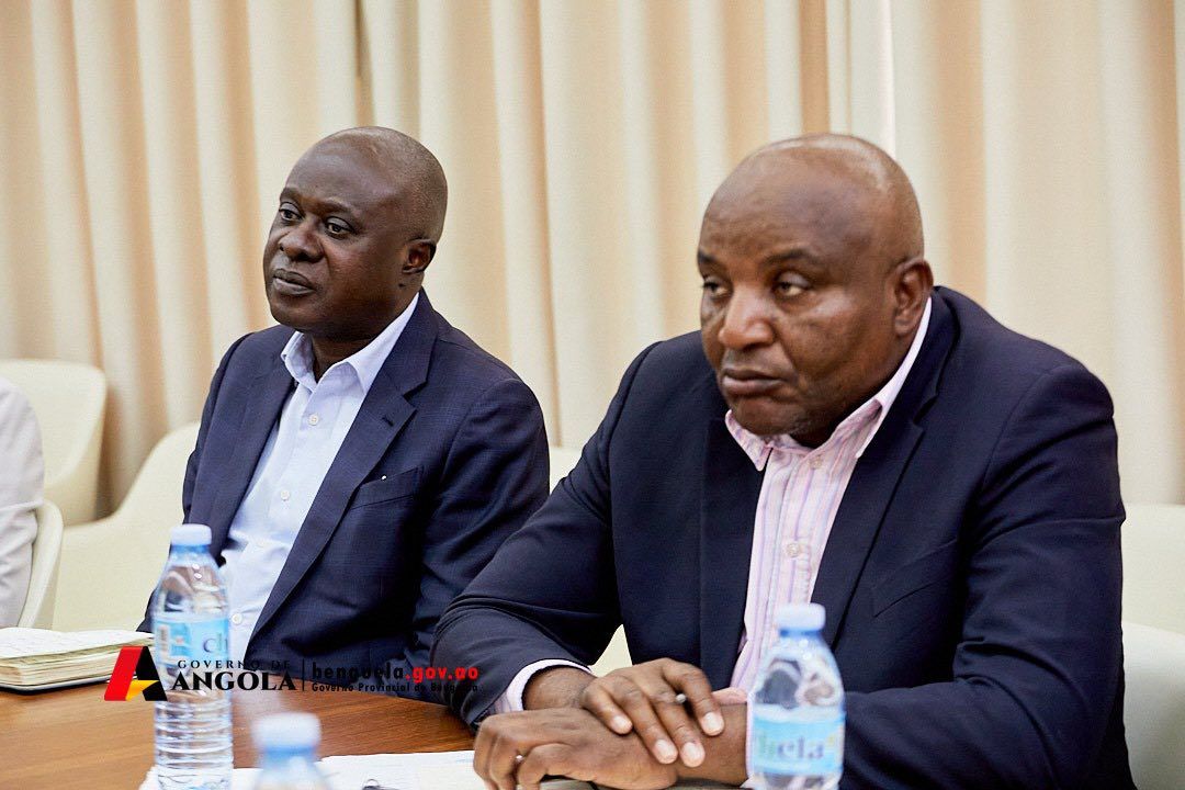 EMBAIXADOR DA REPÚBLICA DO UGANDA EM ANGOLA RECEBIDO EM AUDIÊNCIA