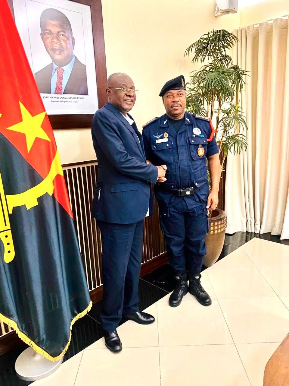 GOVERNADOR DE BENGUELA RECEBE EM AUDIÊNCIA O SEGUNDO COMANDANTE-GERAL DA POLÍCIA NACIONAL.