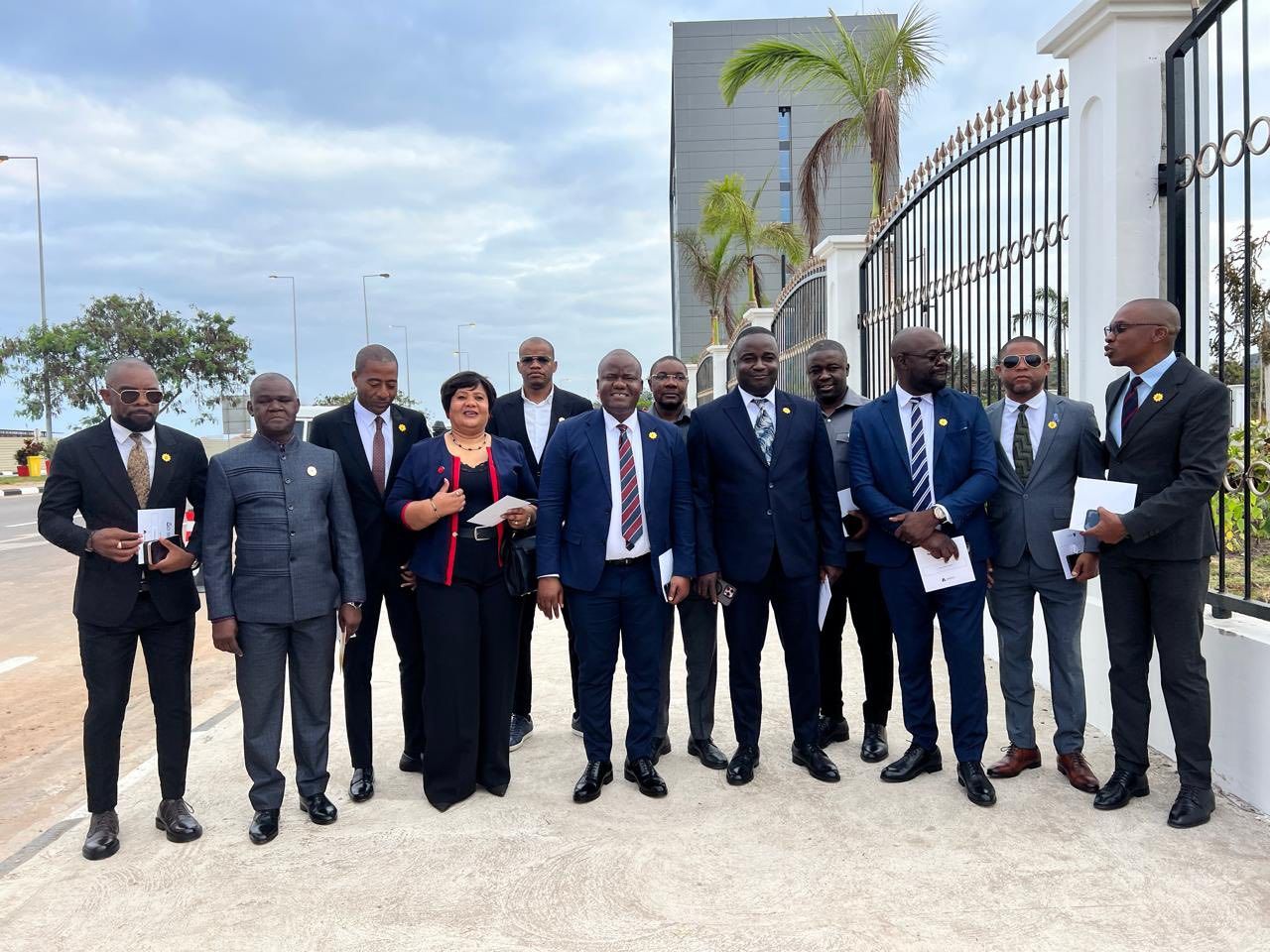 BENGUELA PRESENTE NO ACTO CENTRAL DO 11 DE NOVEMBRO DIA DA INDEPENDÊNCIA NACIONAL
