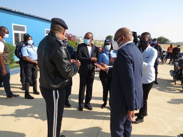 GOVERNADOR DO NAMIBE REFORÇA MEIOS DE PATRULHAMENTO MOTORIZADO