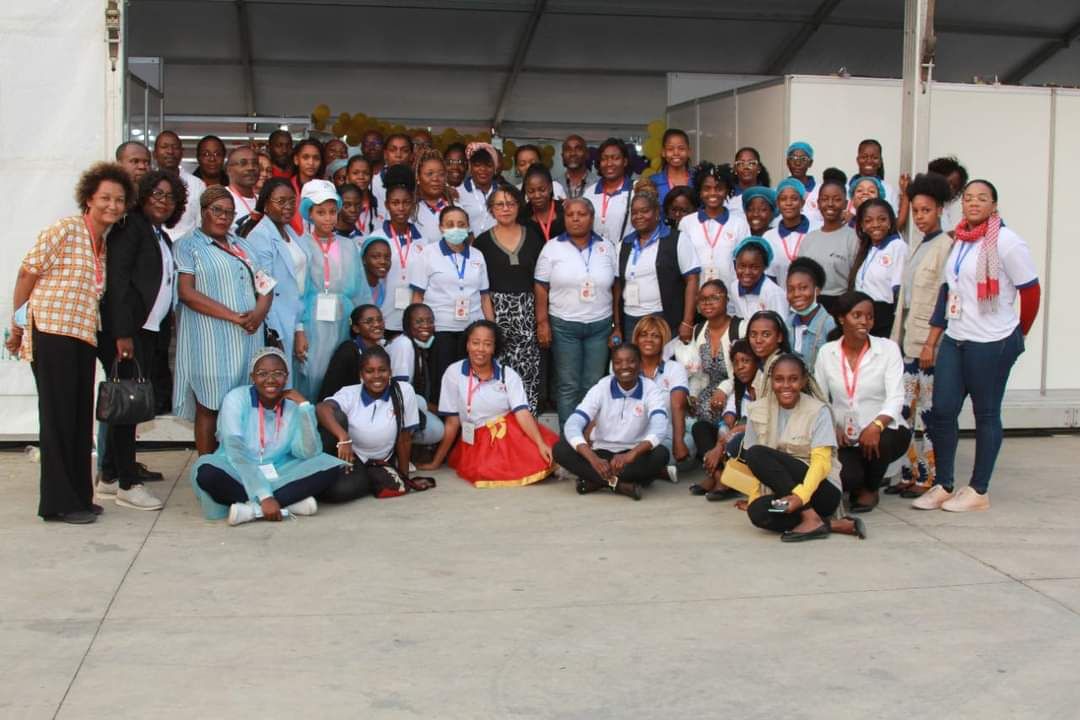 EDUCAÇÃO COM MÉRITO NA EXPO-MULHER