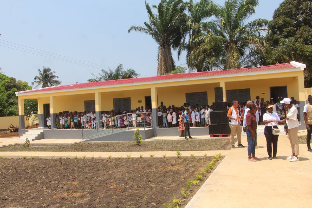ESCOLA PRIMÁRIA DA ALDEIA DE CHINFUCA TOTALMENTE REMODELADA 2024