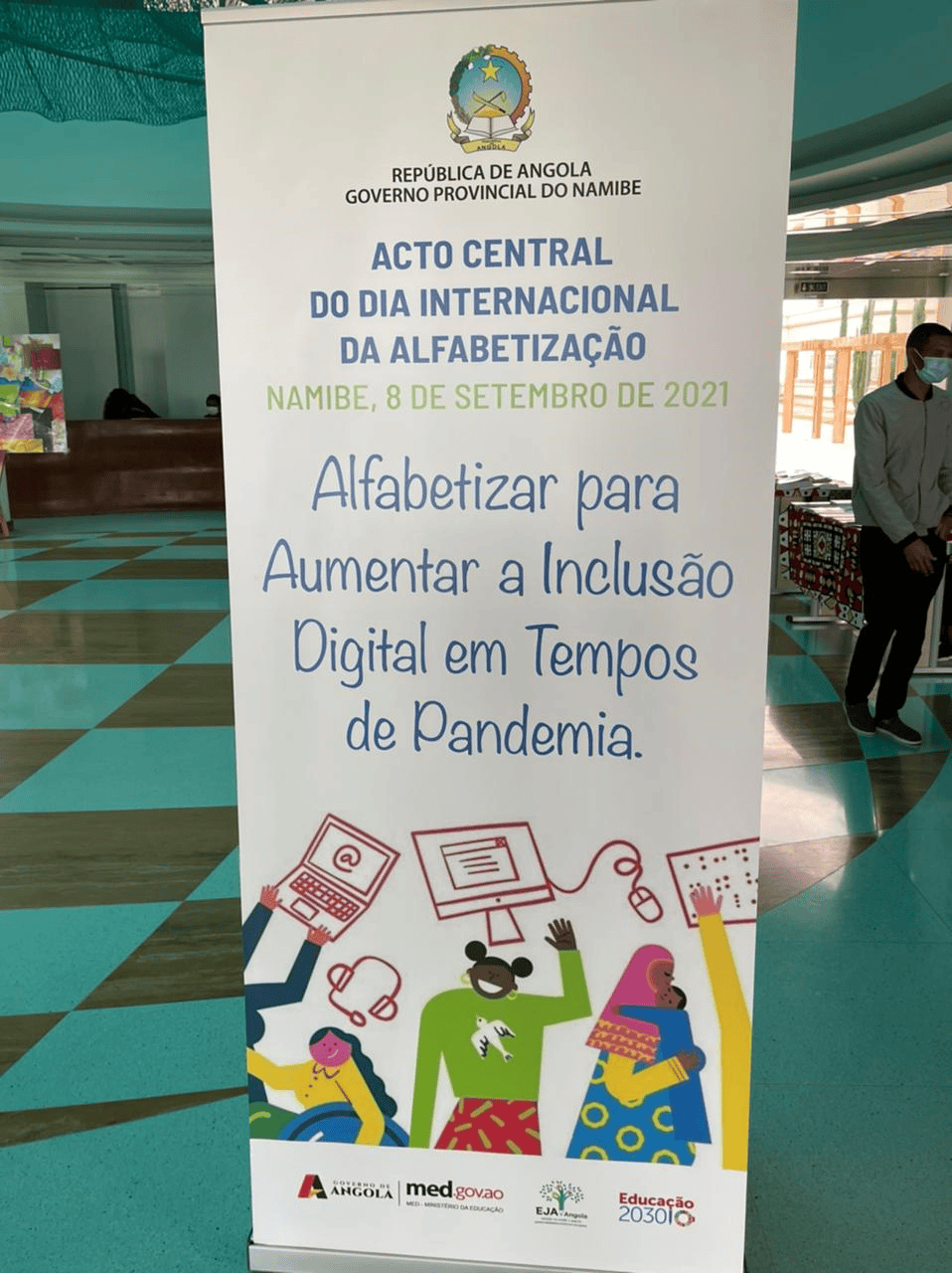 ALFABETIZAR PARA DINAMIZAR A LITERACIA DIGITAL
