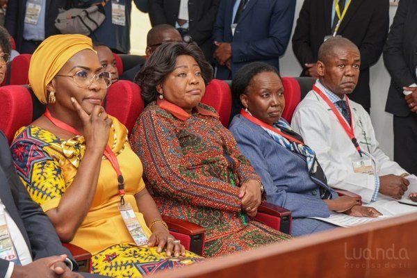 VICE-PRESIDENTE DA REPÚBLICA REINAUGURA HOSPITAL DOS QUEIMADOS APÓS OBRAS DE REABILITAÇÃO E AMPLIAÇÃO