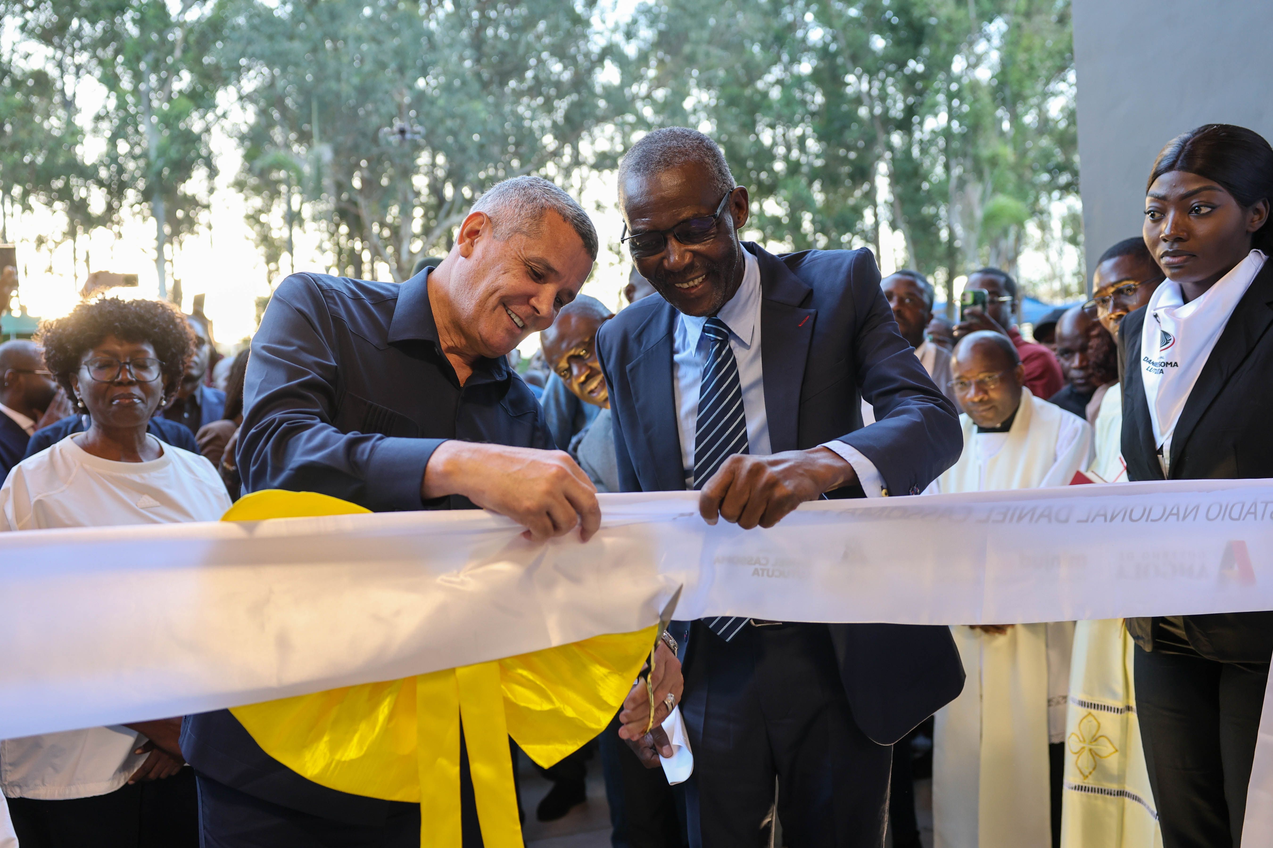 INAUGURAÇÃO ESTÁDIO NACIONAL DANIEL LUTUCUTA