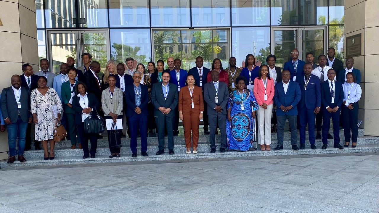 1ª MESA REDONDA SOBRE PLANEAMENTO, GESTÃO E UTILIZAÇÃO DOS RECURSOS HÍDRICOS