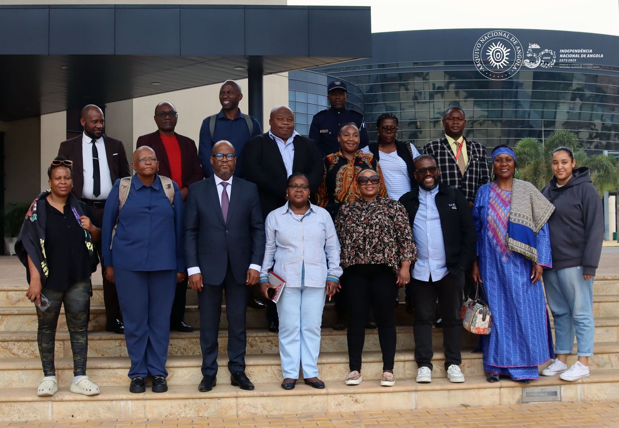 DELEGAÇÃO MULTISSECTORIAL DA ÁFRICA DO SUL VISITA ARQUIVO NACIONAL DE ANGOLA