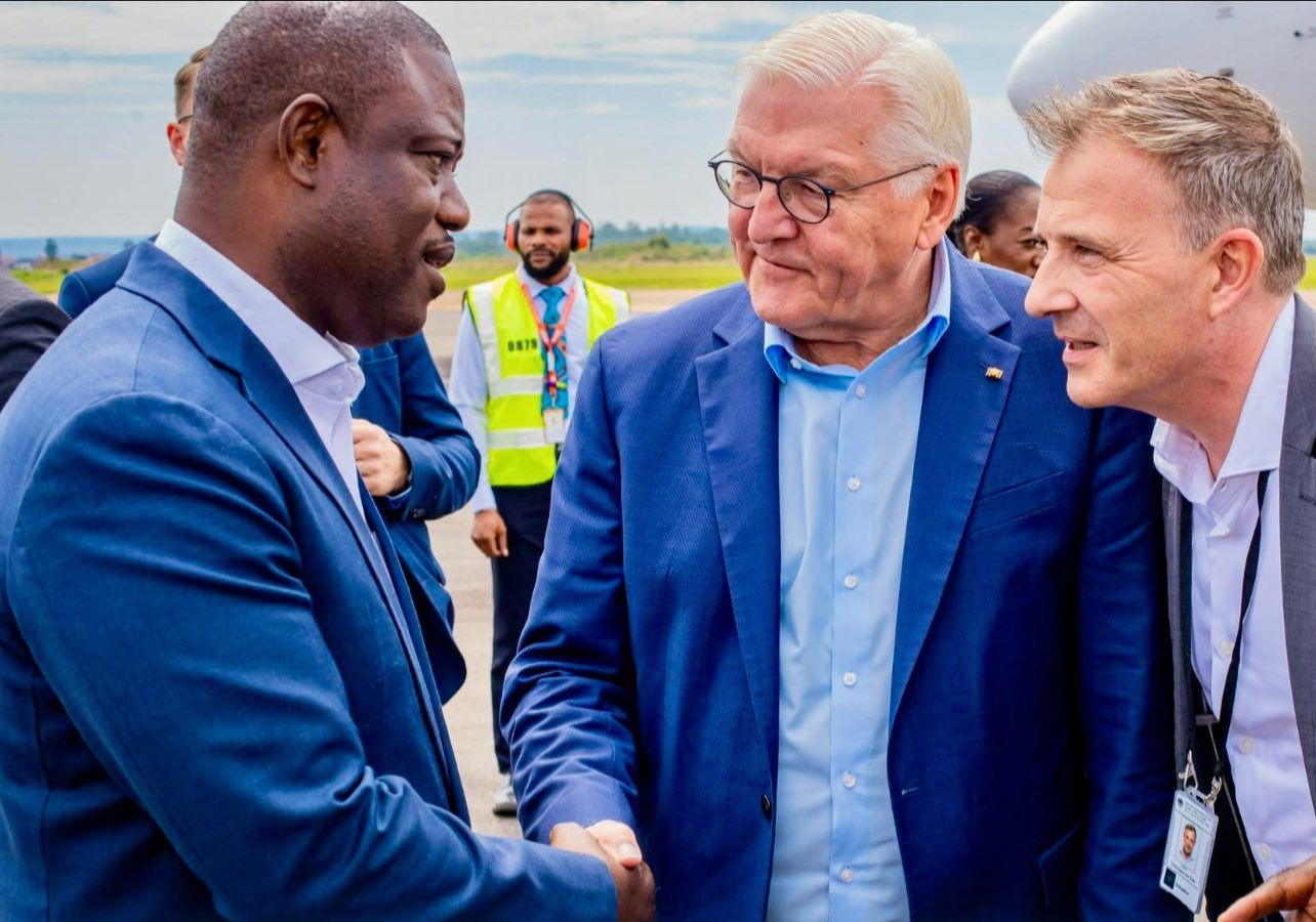 PRESIDENTE DA REPÚBLICA FEDERAL DA ALEMANHA EM VISITA OFICIAL AO HUAMBO