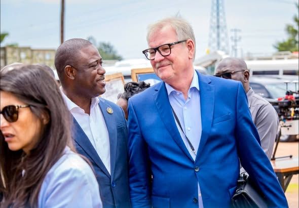 PRESIDENTE DA ALEMANHA VISITA NO HUAMBO EQUIPAMENTOS ESTRUTURANTES