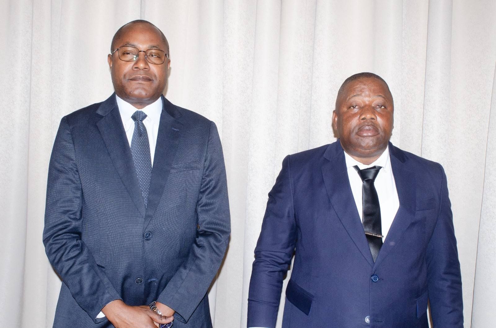 NOVOS VICE-GOVERNADORES DA PROVÍNCIA DE CABINDA APRESENTADOS AOS MEMBROS DO GOVERNO