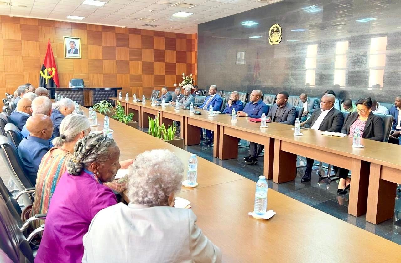 GOVERNADOR PEREIRA ALFREDO RECEBE EM AUDIÊNCIA PCA DO FUNDO SOBERANO DE ANGOLA