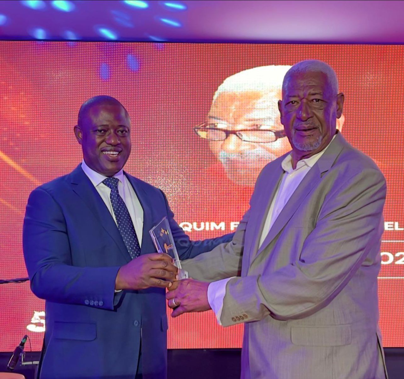 MOMENTOS QUE MARCARAM A GALA DO PRÉMIO HUAMBO DE JORNALISMO EDIÇÃO 2025