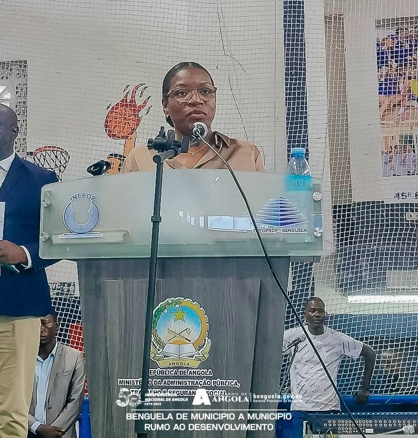 VICE-GOVERNADORA PRESTIGIA ACTO DE ENCERRAMENTO DO ANO FORMATIVO 2025 DO INEFOP BENGUELA