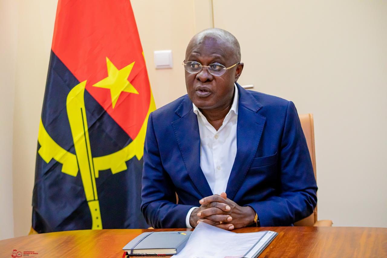 IGREJA JOSAFAT ANUNCIA DOAÇÃO DE ATÉ 8 TONELADAS DE BENS DURANTE AUDIÊNCIA COM O GOVERNADOR DE BENGUELA