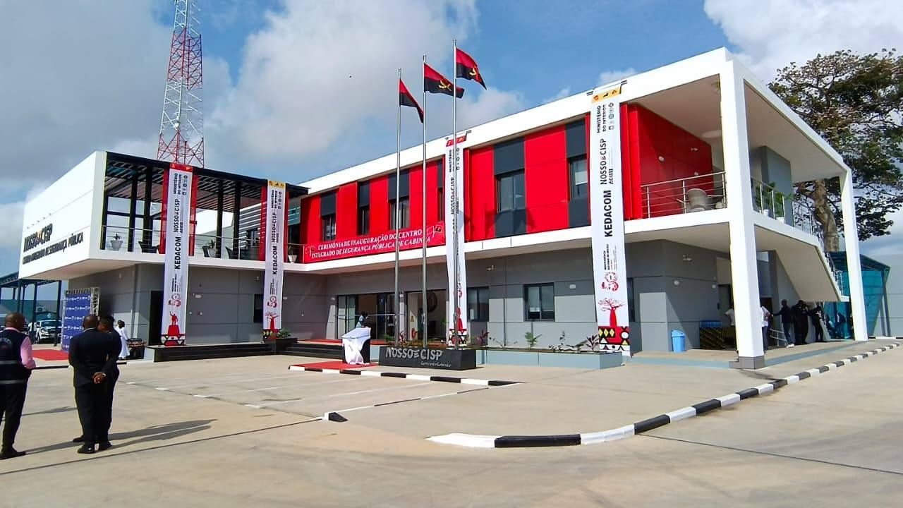 CISP CENTRO INTEGRADO DE SEGURANÇA PÚBLICA DE CABINDA INAUGURADO PELO MINISTRO DO INTERIOR