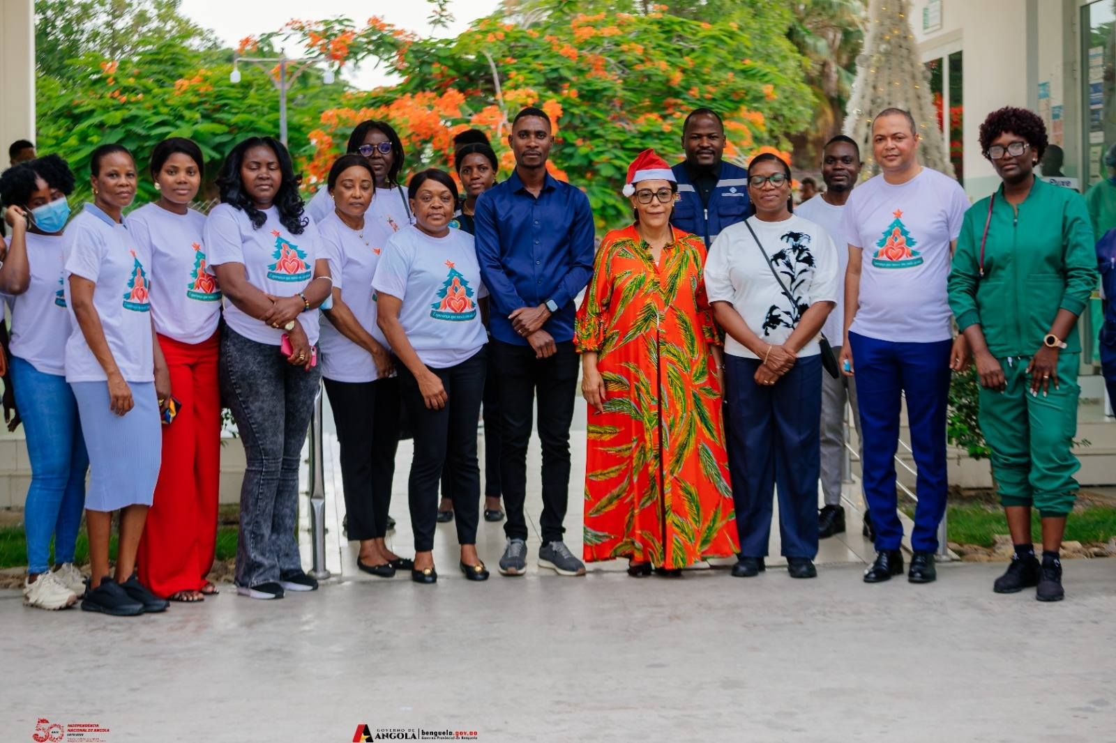 PROJECTO VIVER E CRESCER COM DIGNIDADE LEVA PRESENTES PARA CRIANÇAS INTERNADAS NA PEDIATRIA DE BENGUELA 