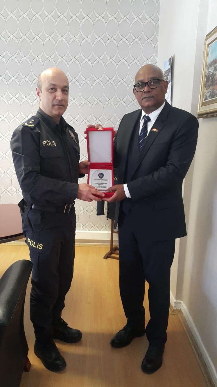 Visita de cortesia a Policia do Corpo Diplomático