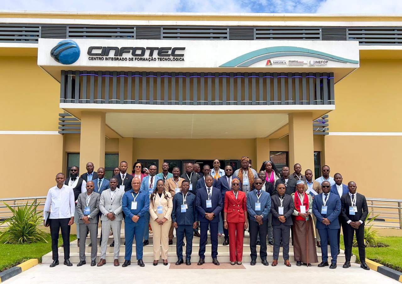 GOVERNANTE DESTACA PAPEL DO CINFOTEC HUAMBO NA FORMAÇÃO DO CAPITAL HUMANO