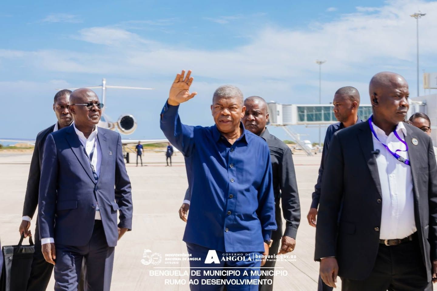 PRESIDENTE JOÃO LOURENÇO VISITA REFINARIA DO LOBITO