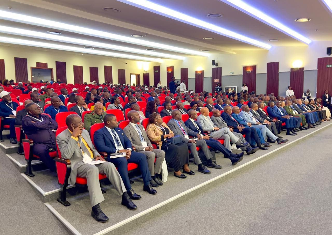 GOVERNADOR DO HUAMBO PRESTIGIA ENCERRAMENTO DO 29.º CONSELHO CONSULTIVO DA PGR