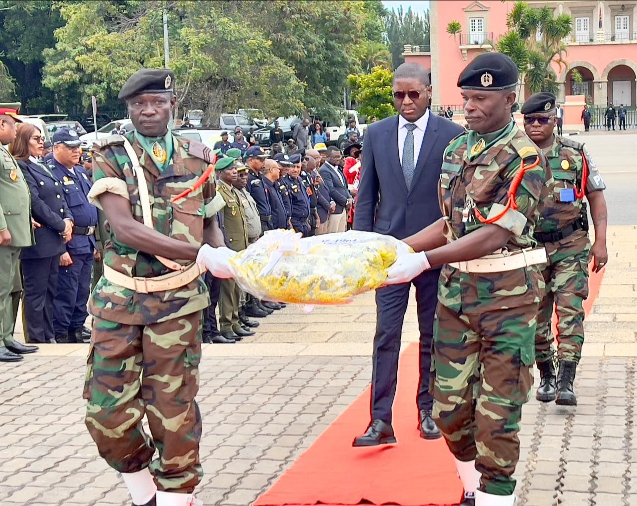 4 DE FEVEREIRO: PRESERVANDO OS VALORES DA PÁTRIA, HONRREMOS OS NOSSO HERÓIS