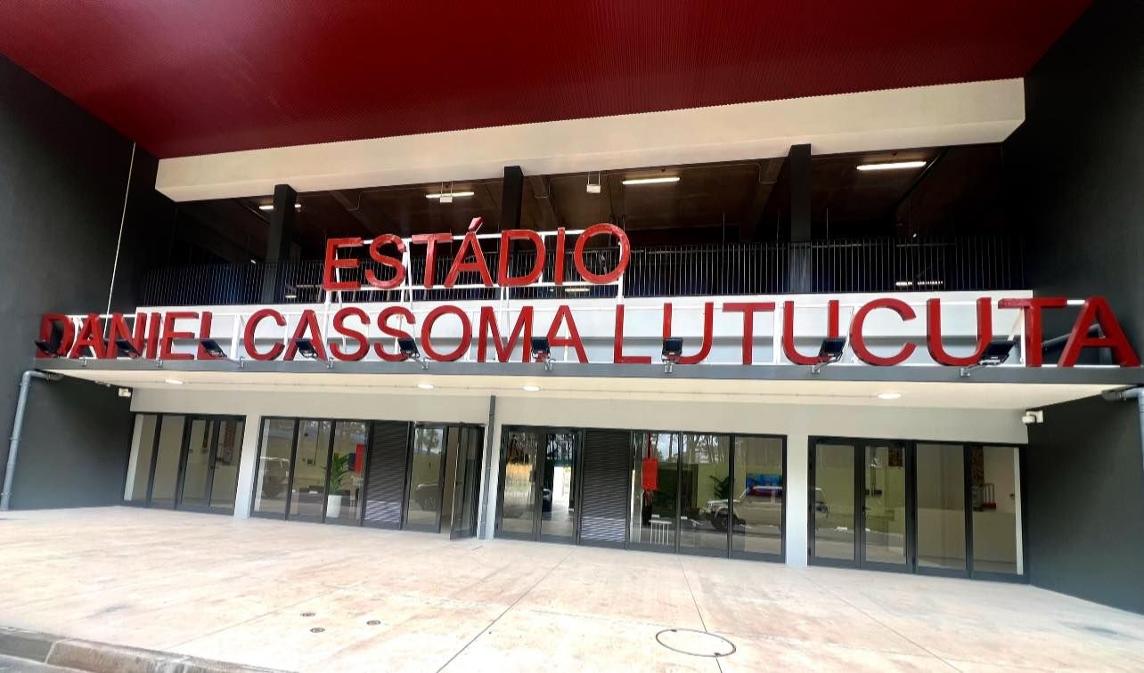 ESTÁDIO DANIEL CASSOMA LUTUCUTA SERÁ INAUGURADO NO HUAMBO ESTE MÊS