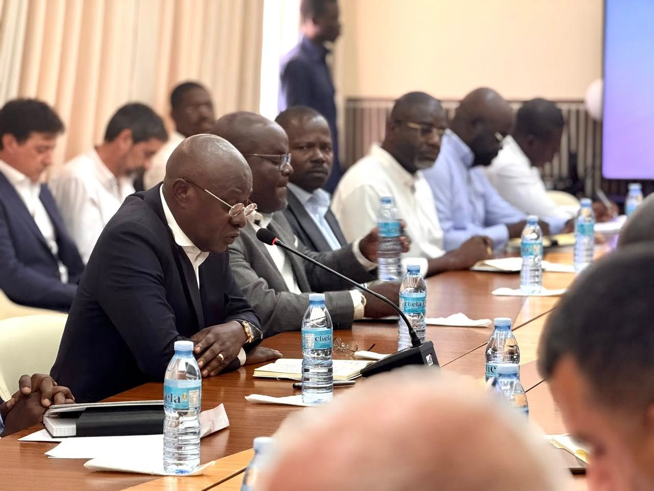 GOVERNADOR DE BENGUELA E MINISTRO DAS OBRAS PÚBLICAS AVALIAM OBRAS PRIORITÁRIAS NA PROVÍNCIA