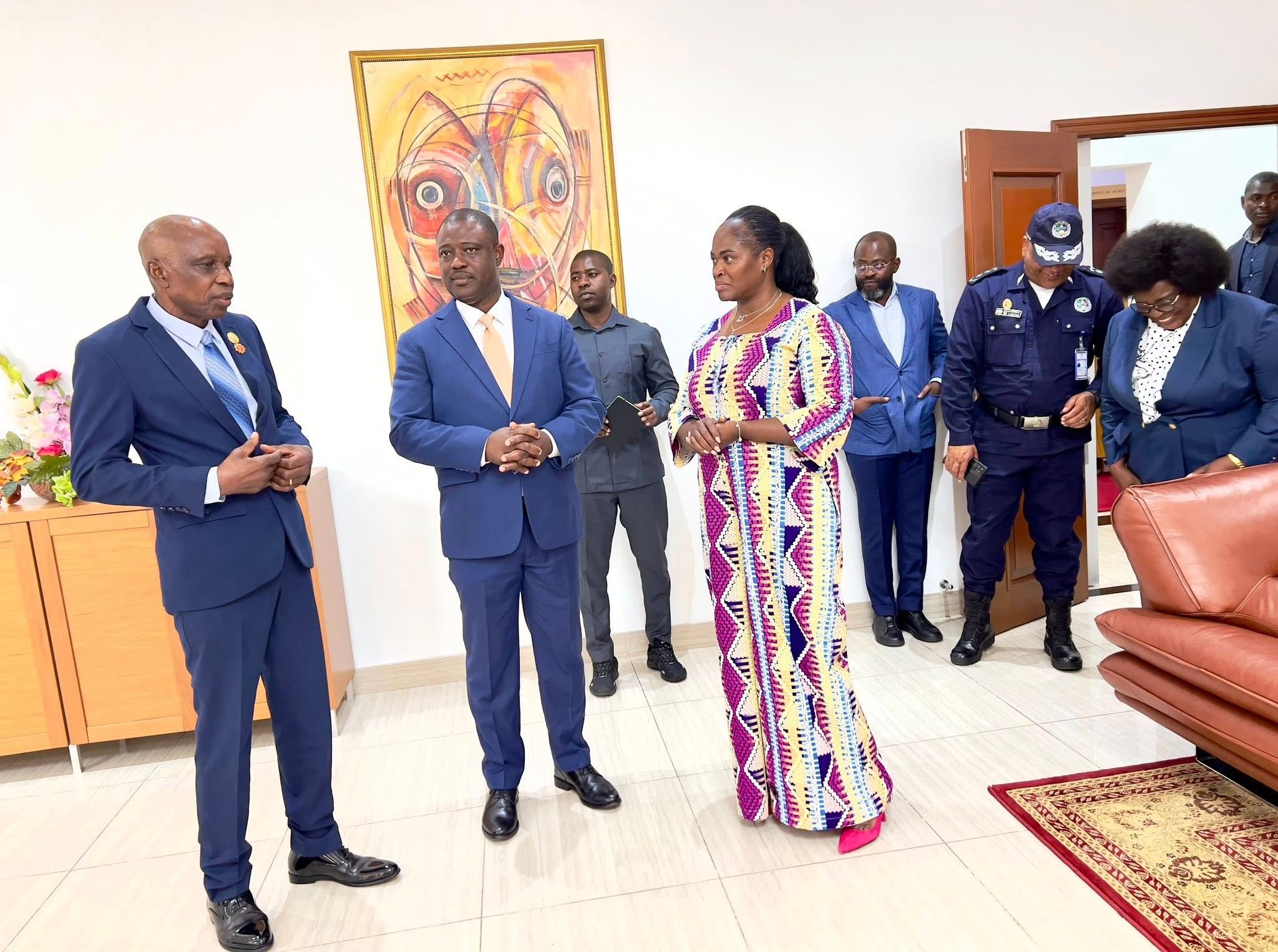 GOVERNADOR DO HUAMBO CONSTATA FUNCIONAMENTO DO GABINETE PROVINCIAL DA ASSEMBLEIA NACIONAL