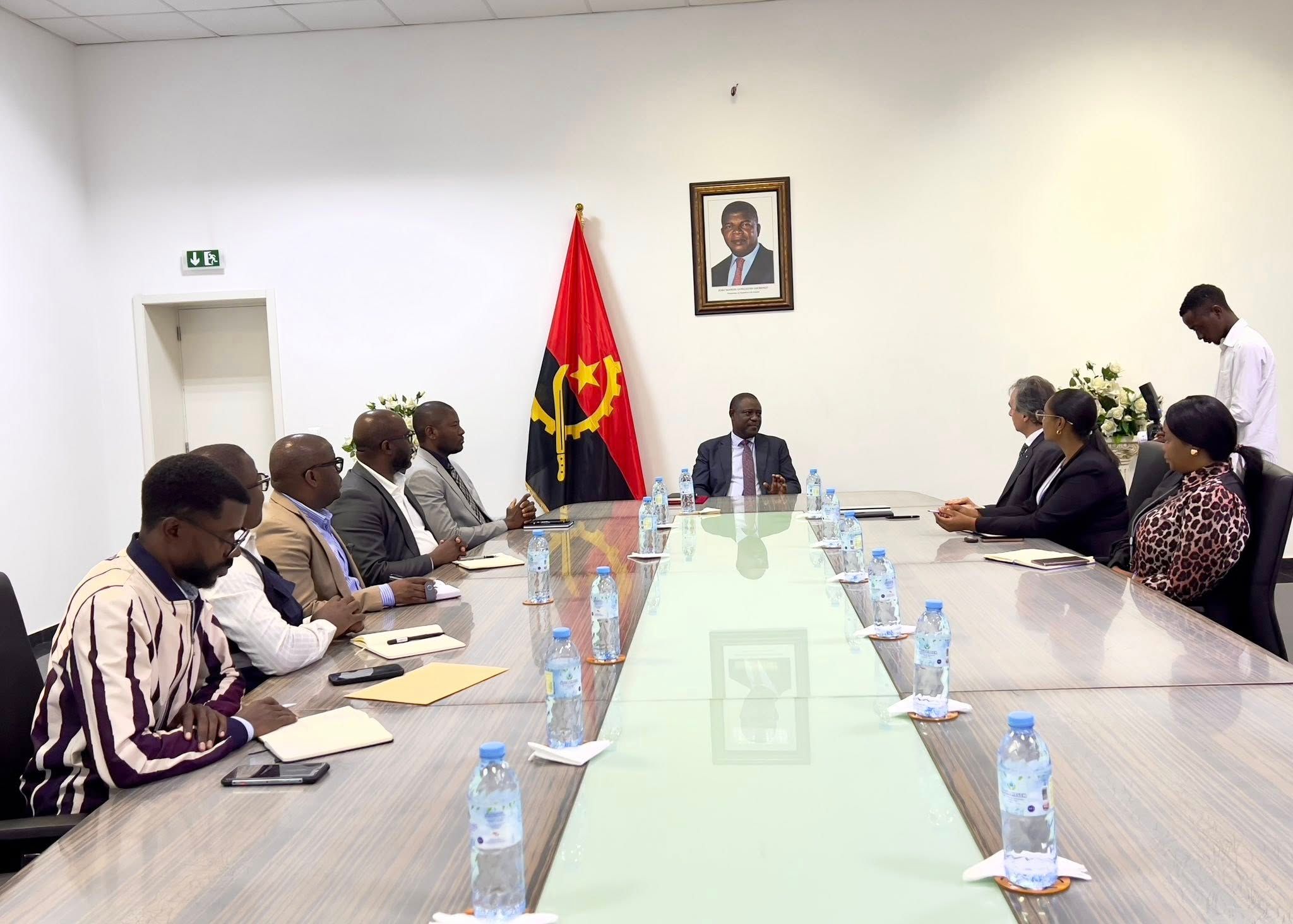 VICE-PRESIDENTE DO CONSELHO DE ADMINISTRAÇÃO DO BANCO CAIXA GERAL ANGOLA RECEBIDO EM AUDIÊNCIA