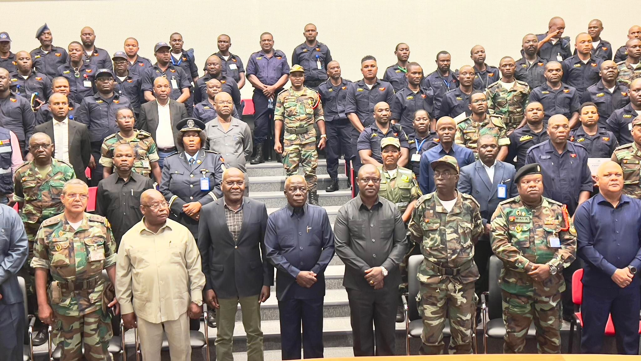 GOVERNO REFORÇA COMPROMISSO COM A DESMINAGEM EM ANGOLA