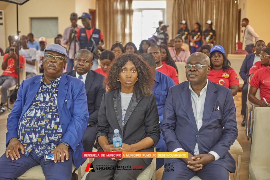 MOVIMENTO DESPORTO NAS COMUNIDADES LANÇADO EM BENGUELA COM APOIO DO GOVERNADOR