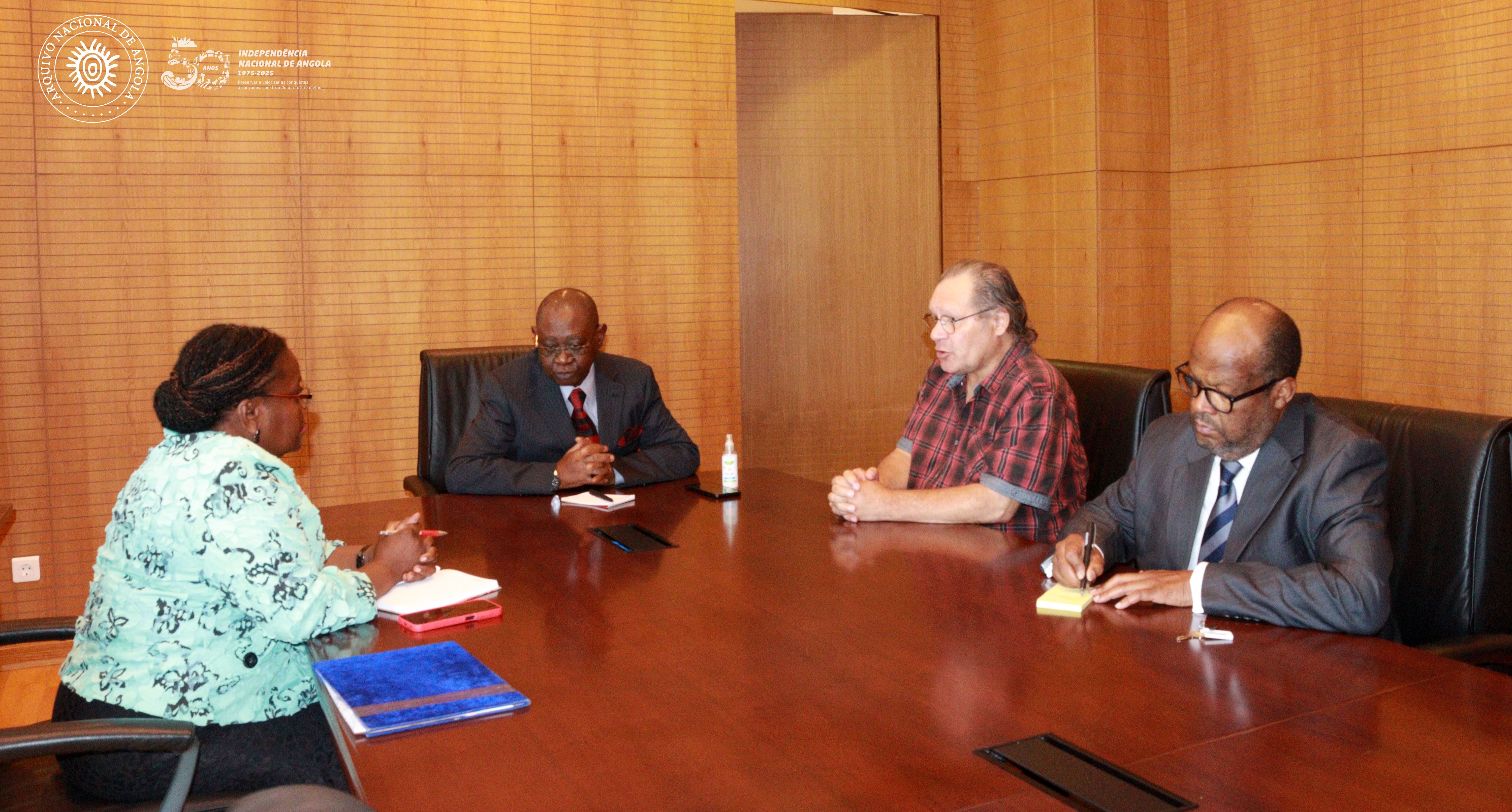 APRESENTAÇÃO DO DIRECTOR GERAL DO ANA PROF. DR. JUSTINO DA GLÓRIA (REF. TENENTE-GENERAL)