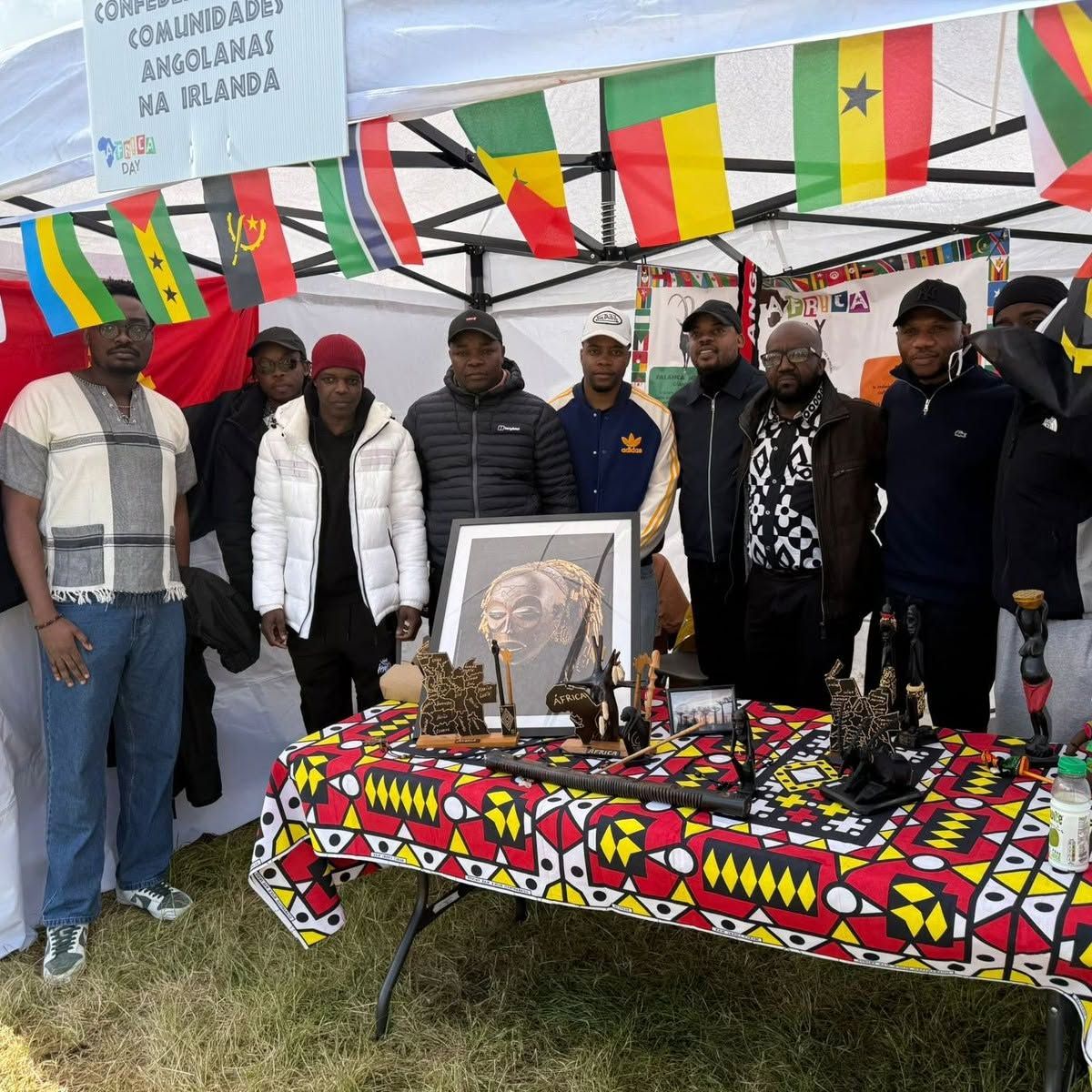 PEÇAS DA CULTURA ANGOLANA EXIBIDAS EM DUBLIN NA EXPOSIÇÃO SOBRE DIA DE ÁFRICA