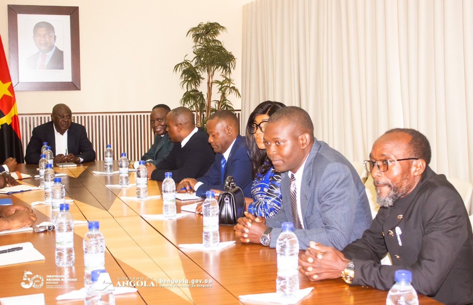 GOVERNADOR DE BENGUELA RECEBE DELEGAÇÃO DO PRA-JÁ SERVIR ANGOLA.