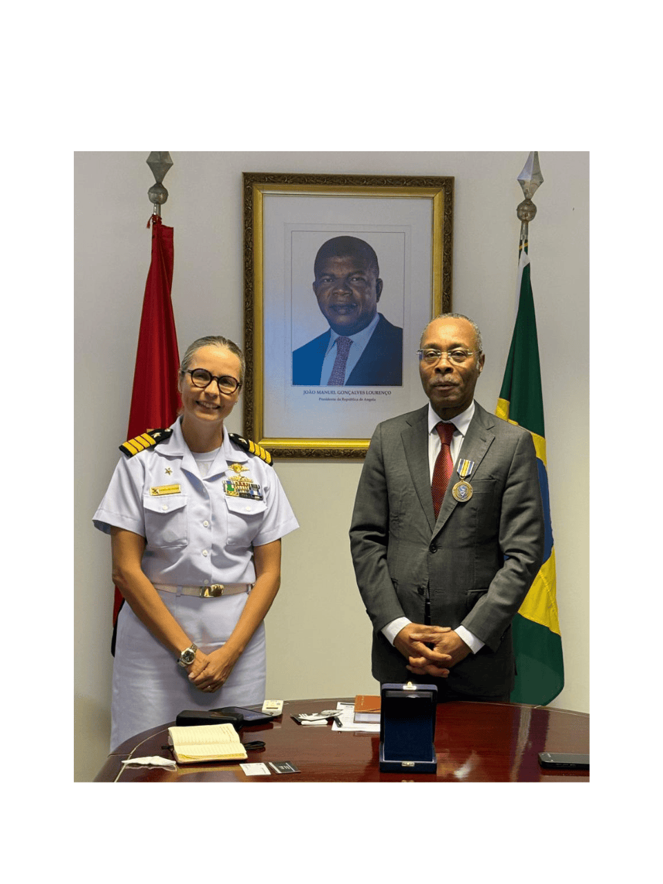 CÔNSUL GERAL RECEBE A PRESIDENTE DO INTITUTO CULTURAL MARINHA MERCANTE
