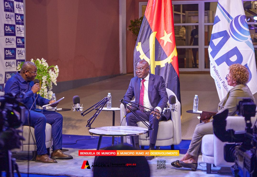 GOVERNADOR FALA DOS PROJECTOS DA PROVÍNCIA NA IIª SESSÃO DO PROJECTO PODCAST “CAL”