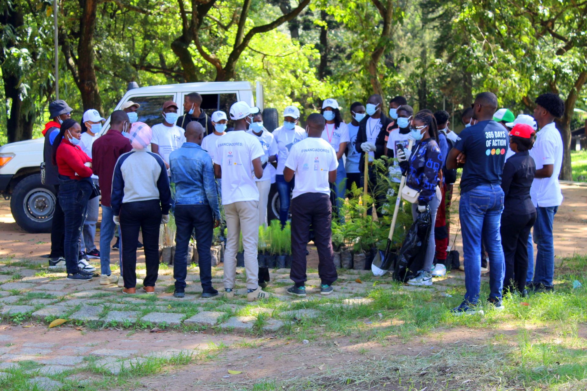 CETAC REALIZA INTERVENÇÃO ESTRUTURADA NA ESTUFA-FRIA NO HUAMBO