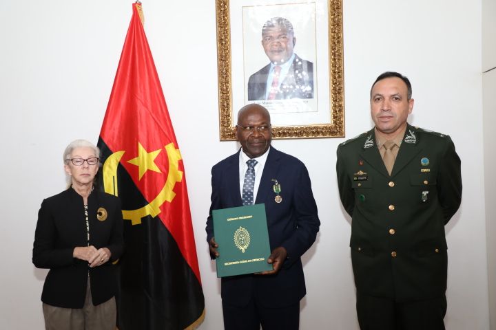 Homenagem ao Secretário de Estado para Indústria Militar