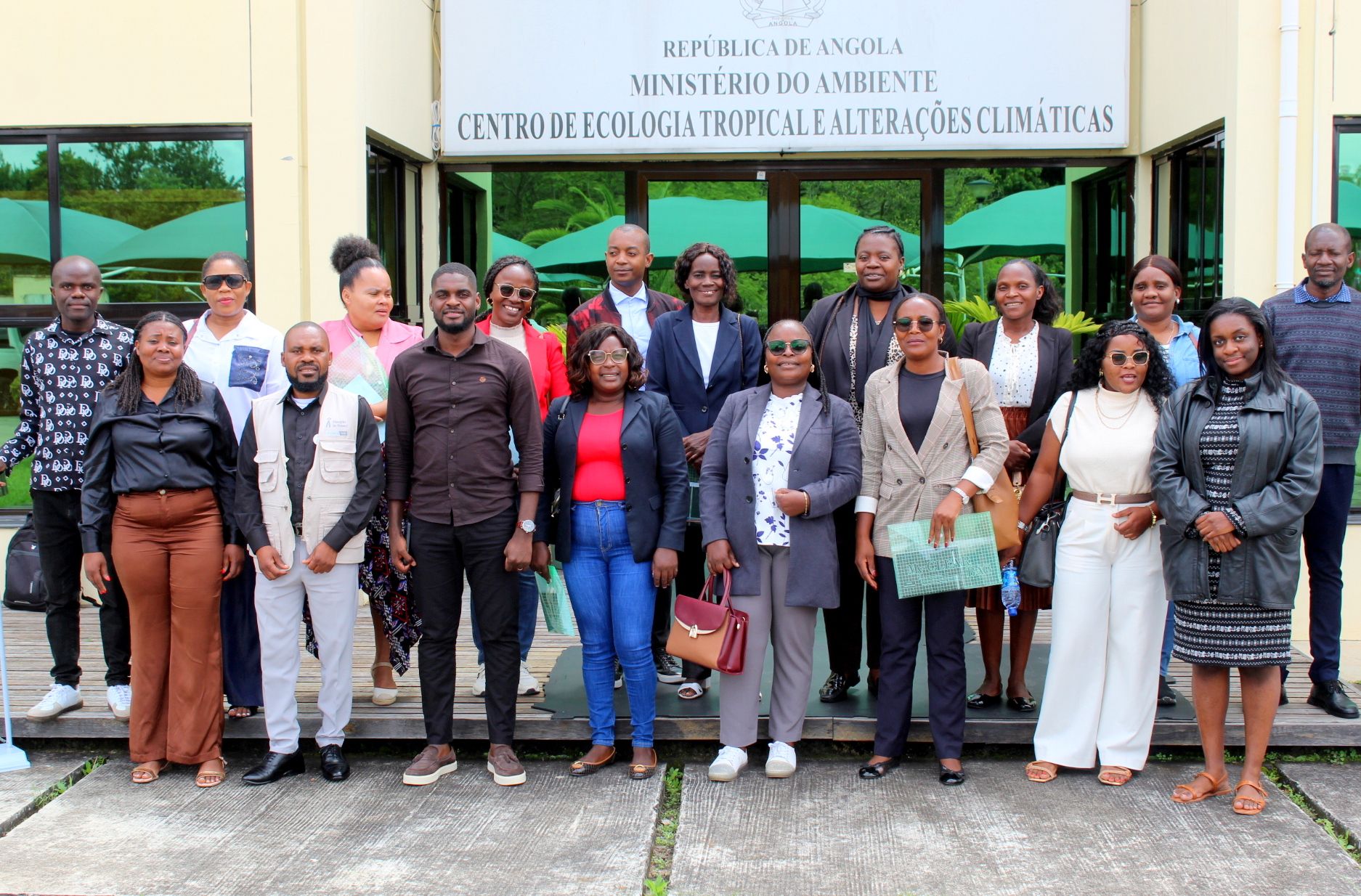 Cetac Acolhe Formação em Educação Ambiental do Projeto Angola Verde - People Ineed