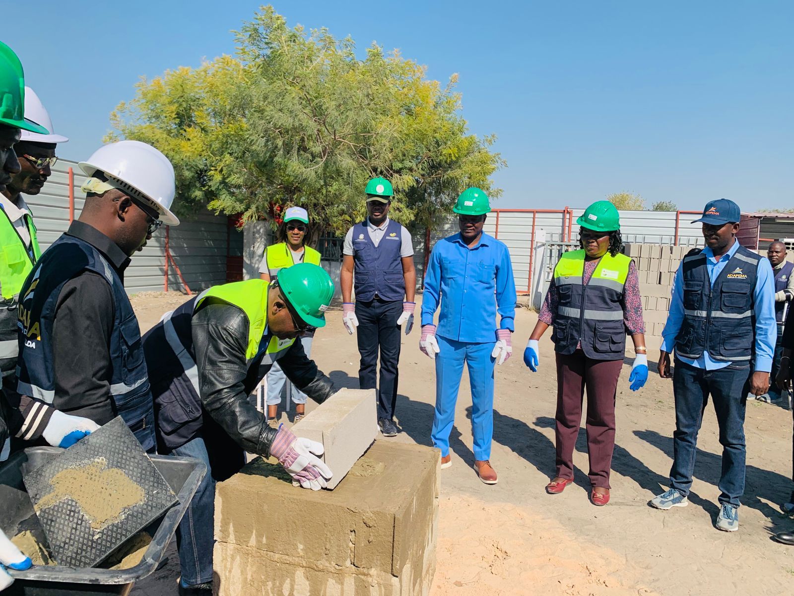 CUNENE| LANÇADA A PRIMEIRA PEDRA PARA A CONSTRUÇÃO DO POSTO DE CONTROLO E CERTIFICAÇÃO DE SEMENTES DE SANTA CLARA