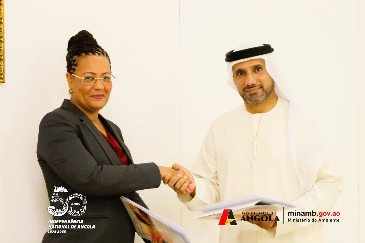 MINISTRA DO AMBIENTE DE ANGOLA, REÚNE-SE COM EMBAIXADOR DOS EMIRADOS ÁRABES UNIDOS PARA FORTALECER RELAÇÕES BILATERAIS