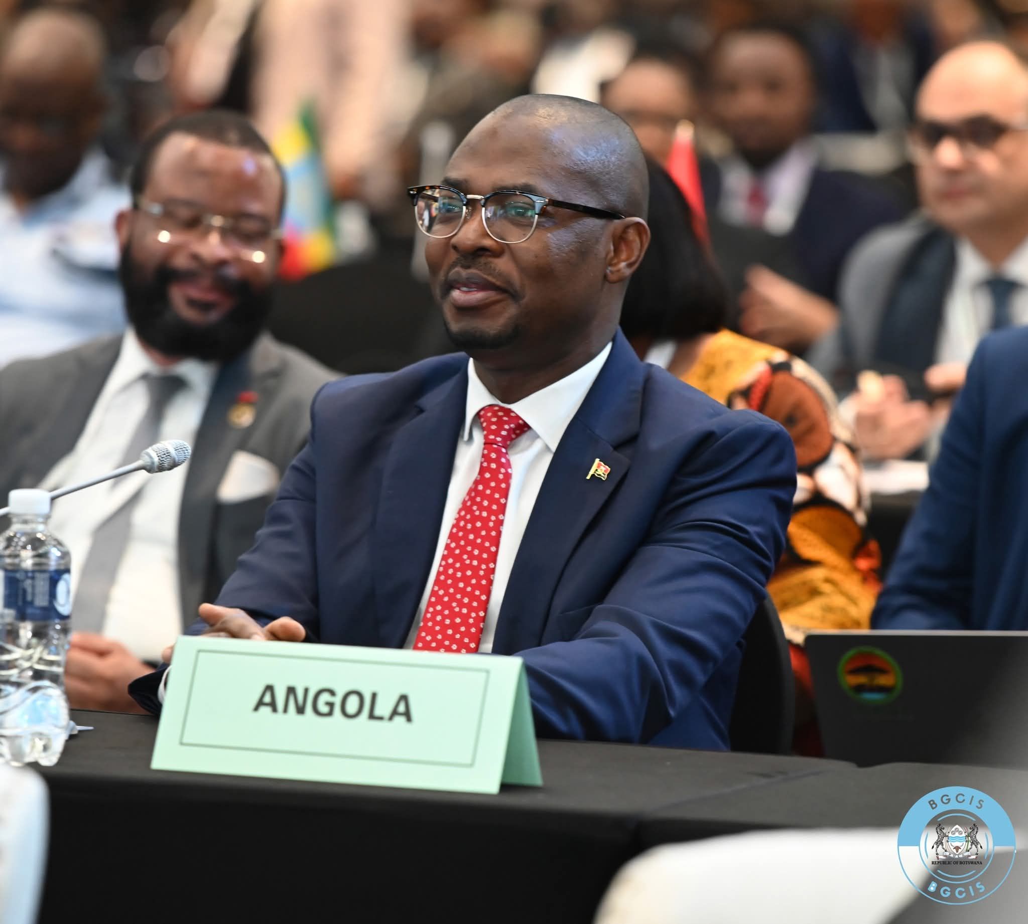 PRIMEIRA CIMEIRA DA BIODIVERSIDADE DE ÁFRICA