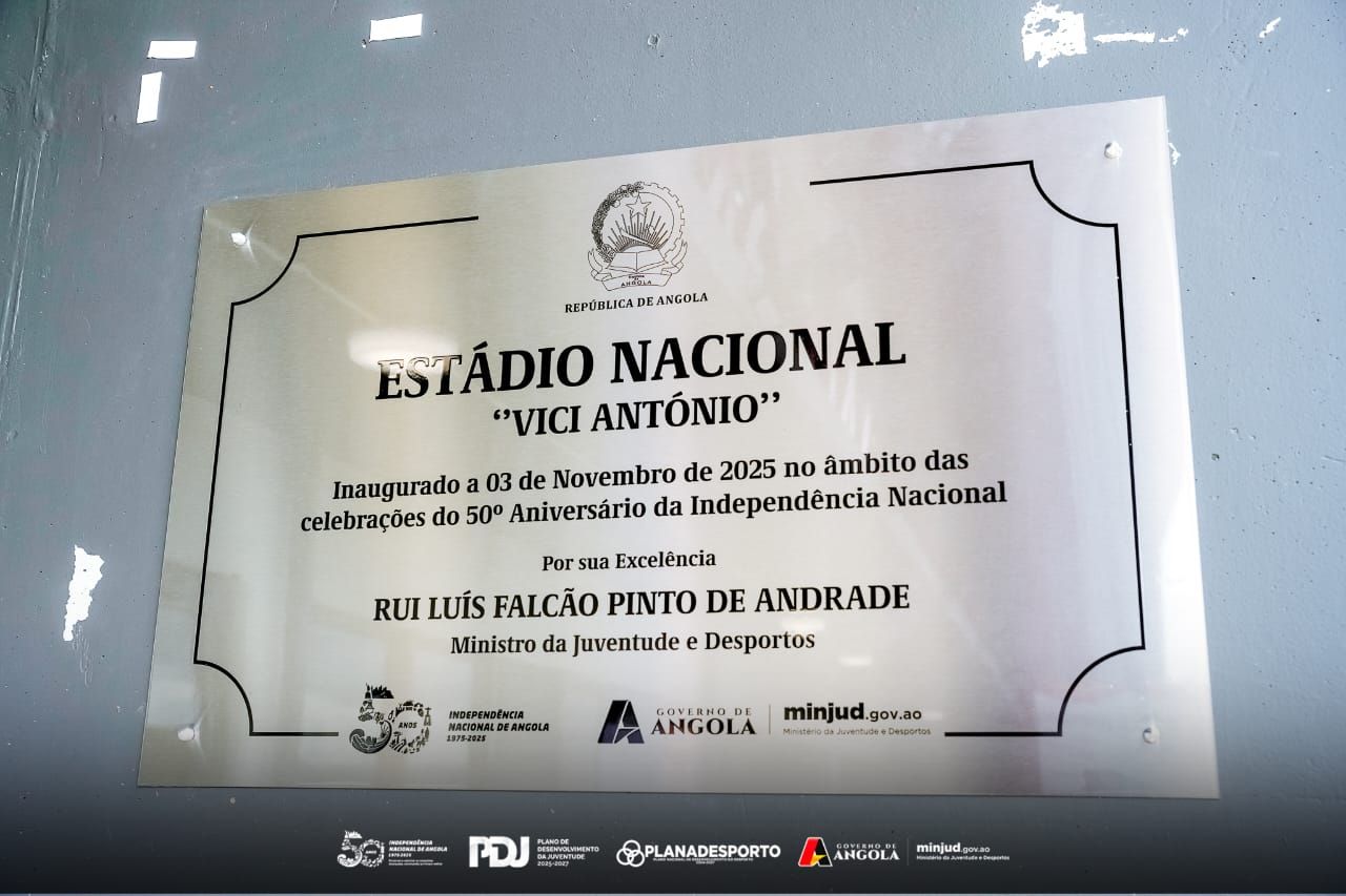 INAUGURAÇÃO ESTÁDIO NACIONAL VICI ANTÓNIO