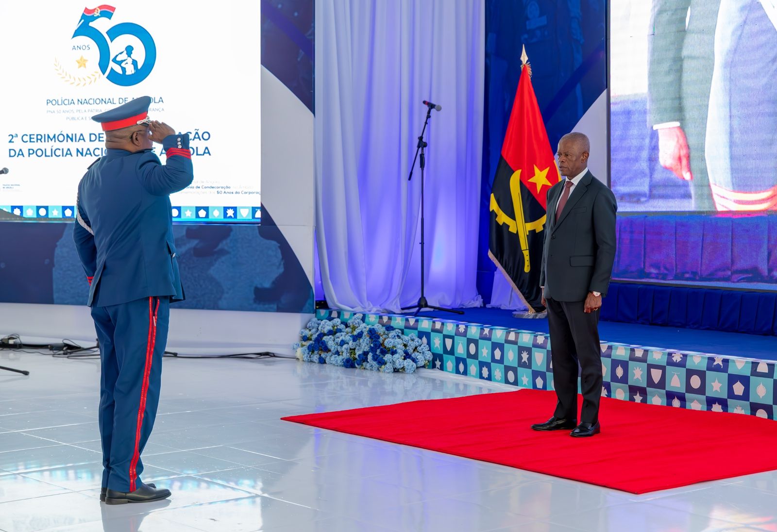 MÉRITO À BRAVURA: SEGUNDA CERIMÓNIA DE CONDECORAÇÃO DA POLÍCIA NACIONAL DE ANGOLA