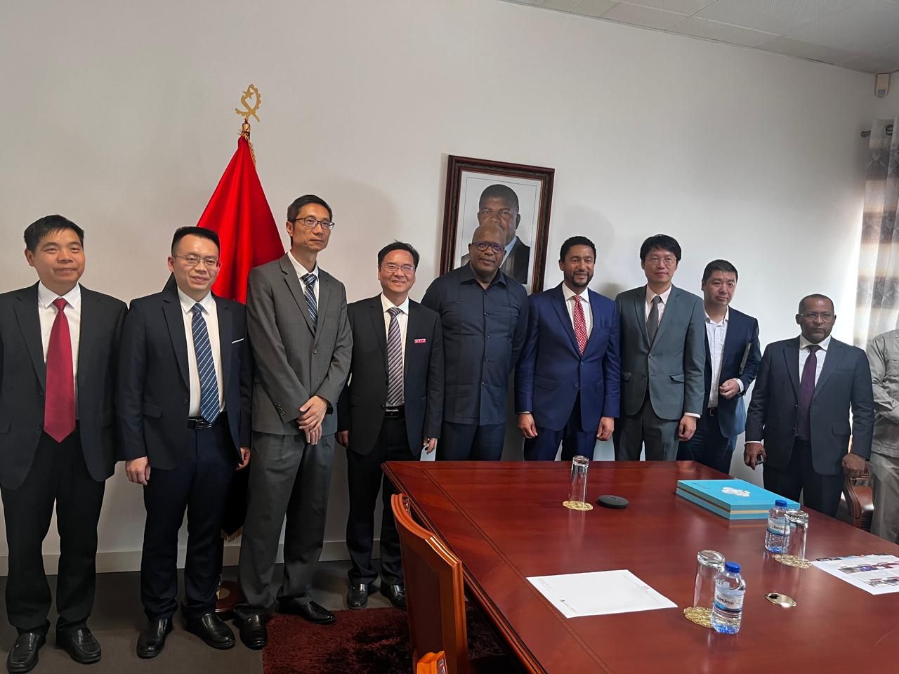 MESCTI RECEBE EM AUDIÊNCIA DELEGAÇÃO DA UNIVERSIDADE XIANGTAN, DA CHINA
