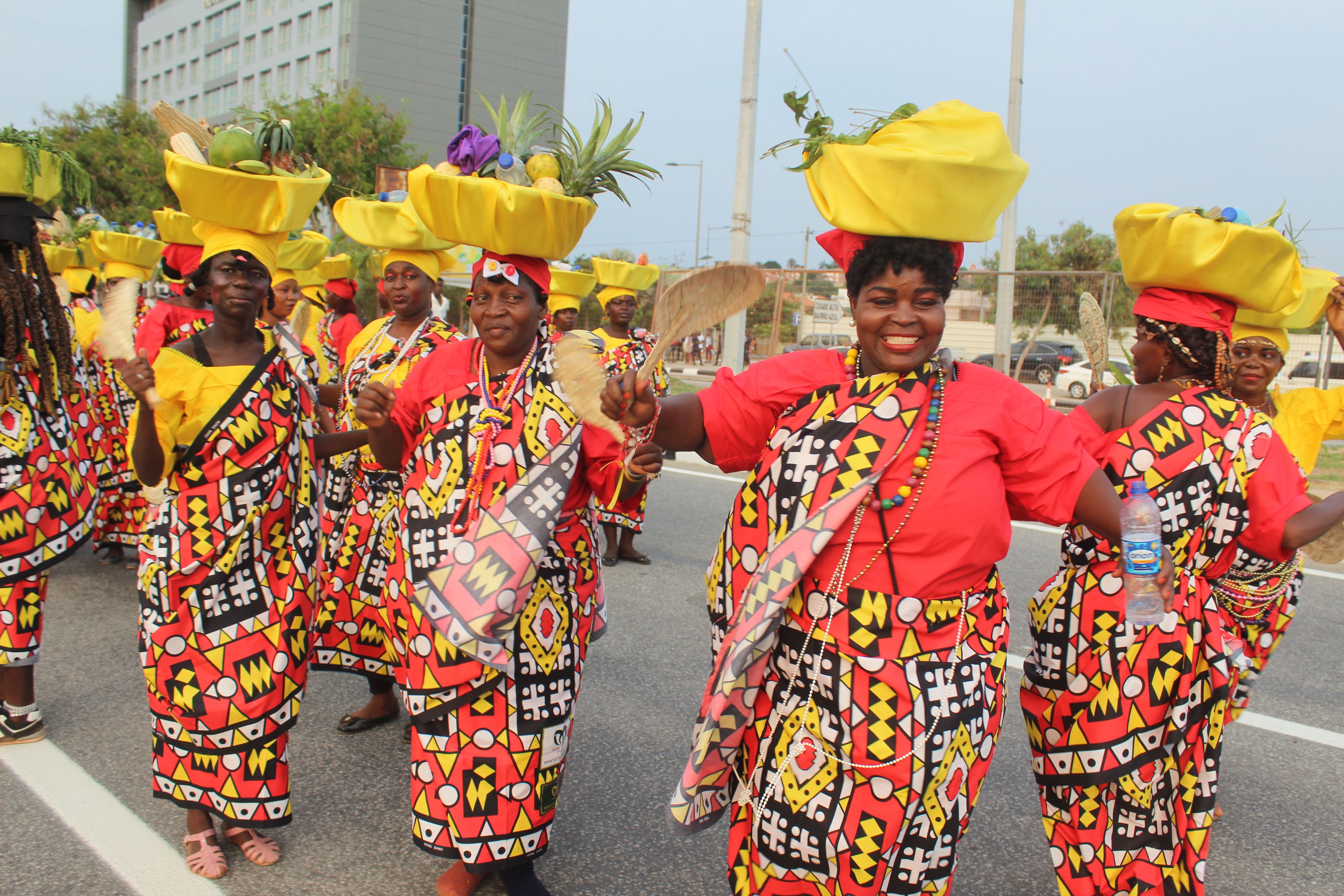 CARNAVAL DE LUANDA - 50 ANOS DE INDEPENDÊNCIA
