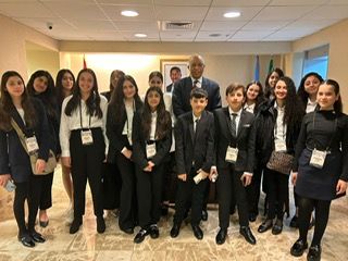 Visita dos estudantes da Escola Modelo da Conferência das Nações Unidas 