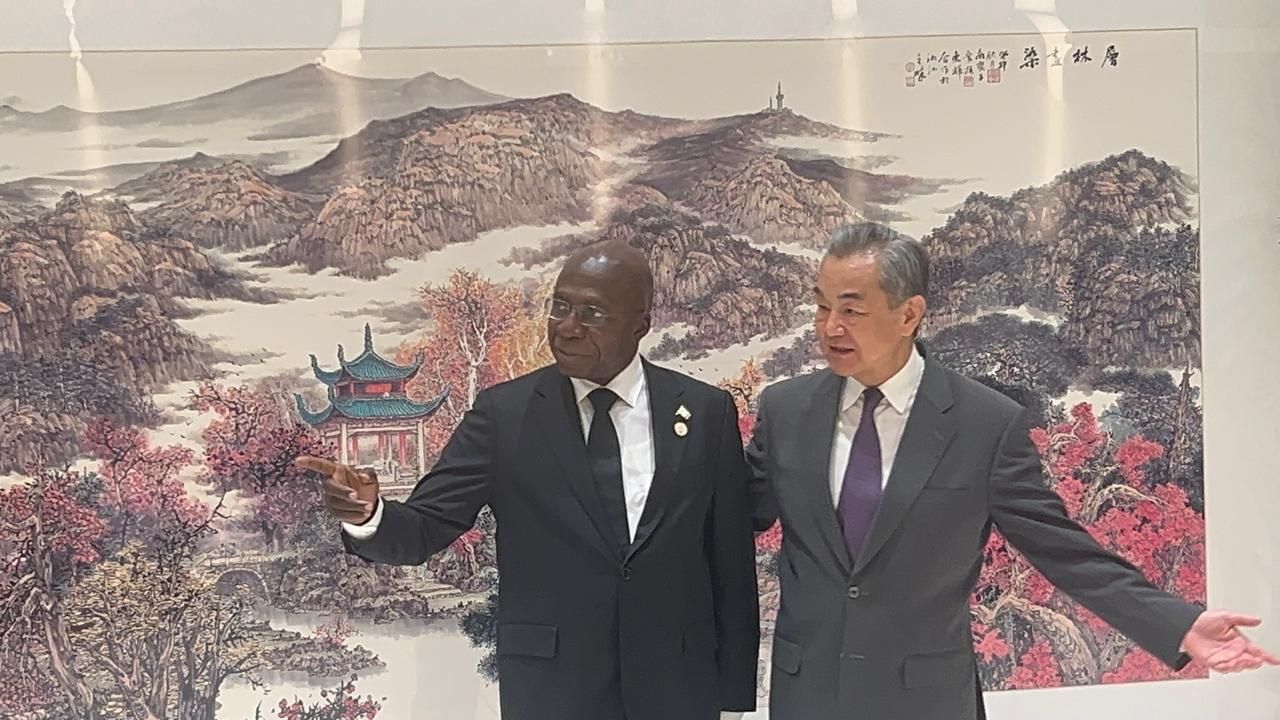 TéTe António E Homologo-Chinês Abordam Reforço Da Cooperação Em Changsha