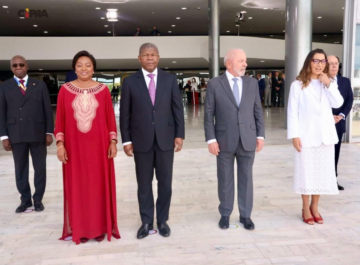 PR no Palacio do Planalto, Encontro Caloroso om Lula Da Silva
